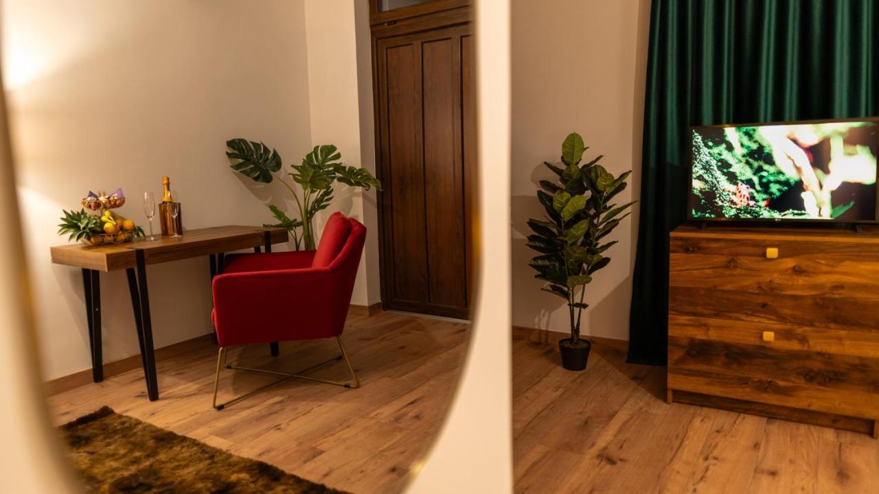 الشقق الفندقية سيبيوفي  Boutique 17B المظهر الخارجي الصورة