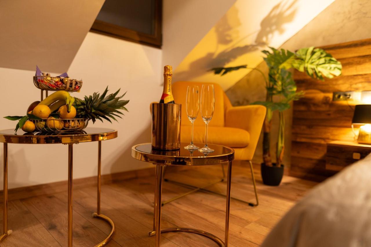 الشقق الفندقية سيبيوفي  Boutique 17B المظهر الخارجي الصورة
